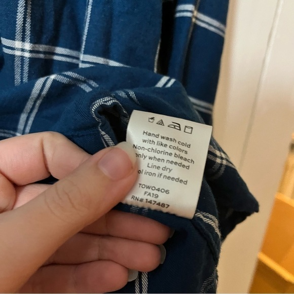 Draper James Blue Windowpane Plaid Flannel Shirt Size 0 J2 - Picture 3 of 8